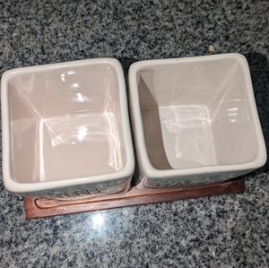 Rae Dunn pen and pencil holder